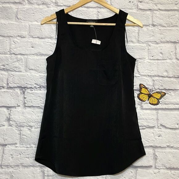 LE Chateau Sleeveless Relaxed Fit Tank Size XXS - Picture 2 of 8